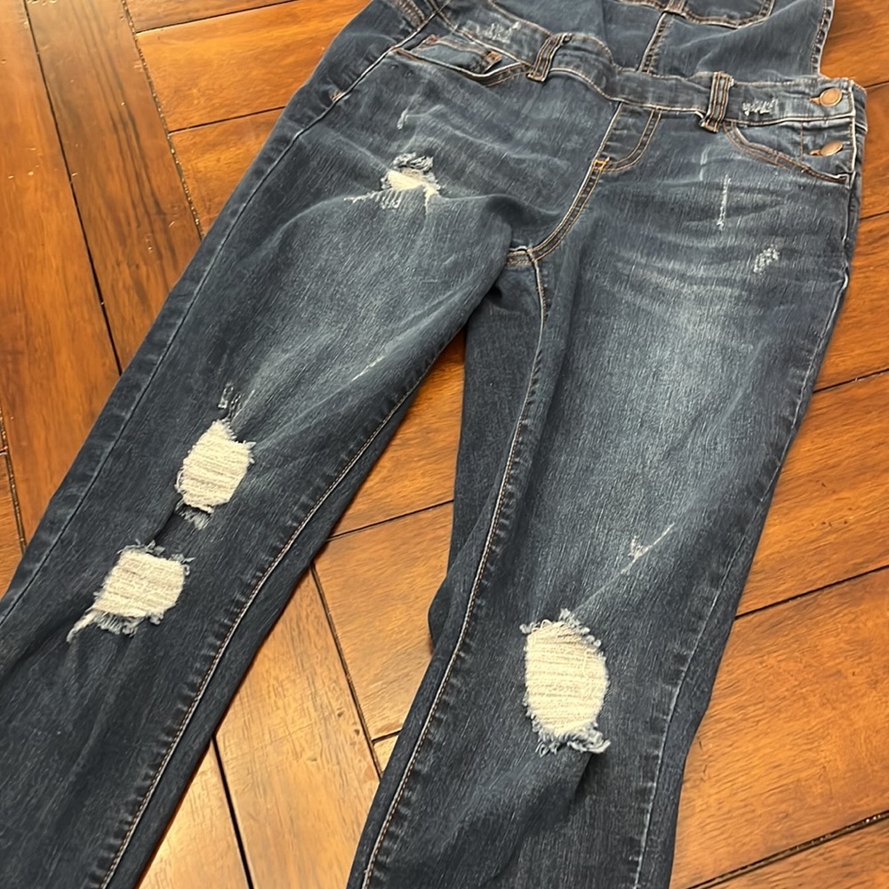 Overalls - Picture 2 of 10